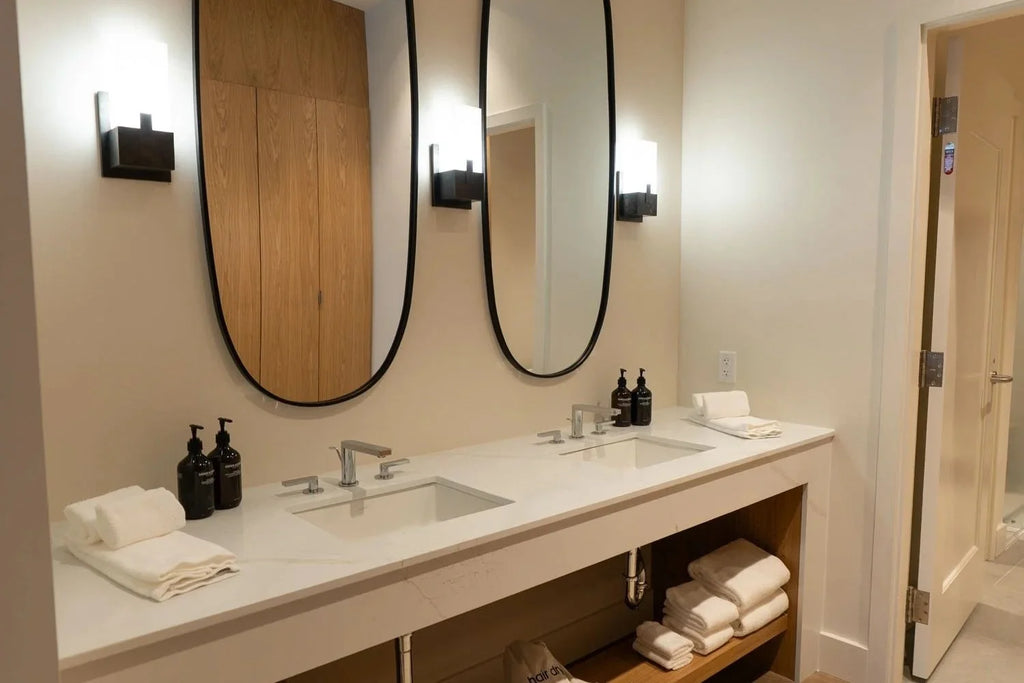 Cove Suite: Rhythm & Ride Retreat w/ Donavon - September 7-8 (sold per room — 2 guests)